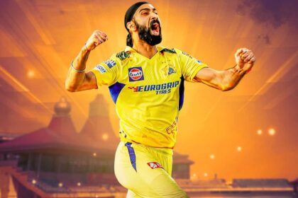 Simarjeet Singh Bowling Bagged 2 Wickets in First Game for CSK